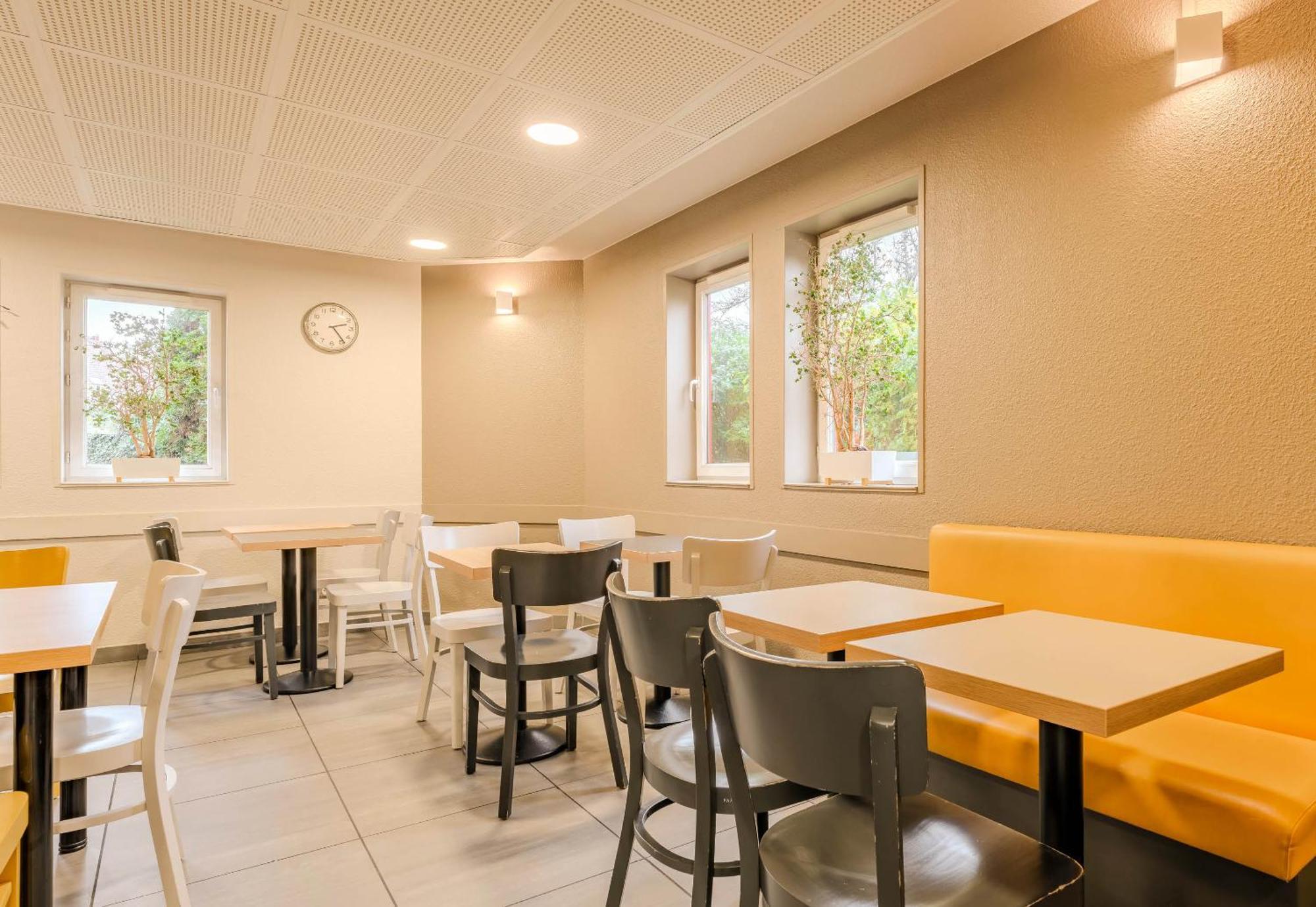 Centre St Pierre Otel Calais